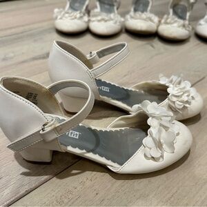 Girls white dress shoes size 12, small heel